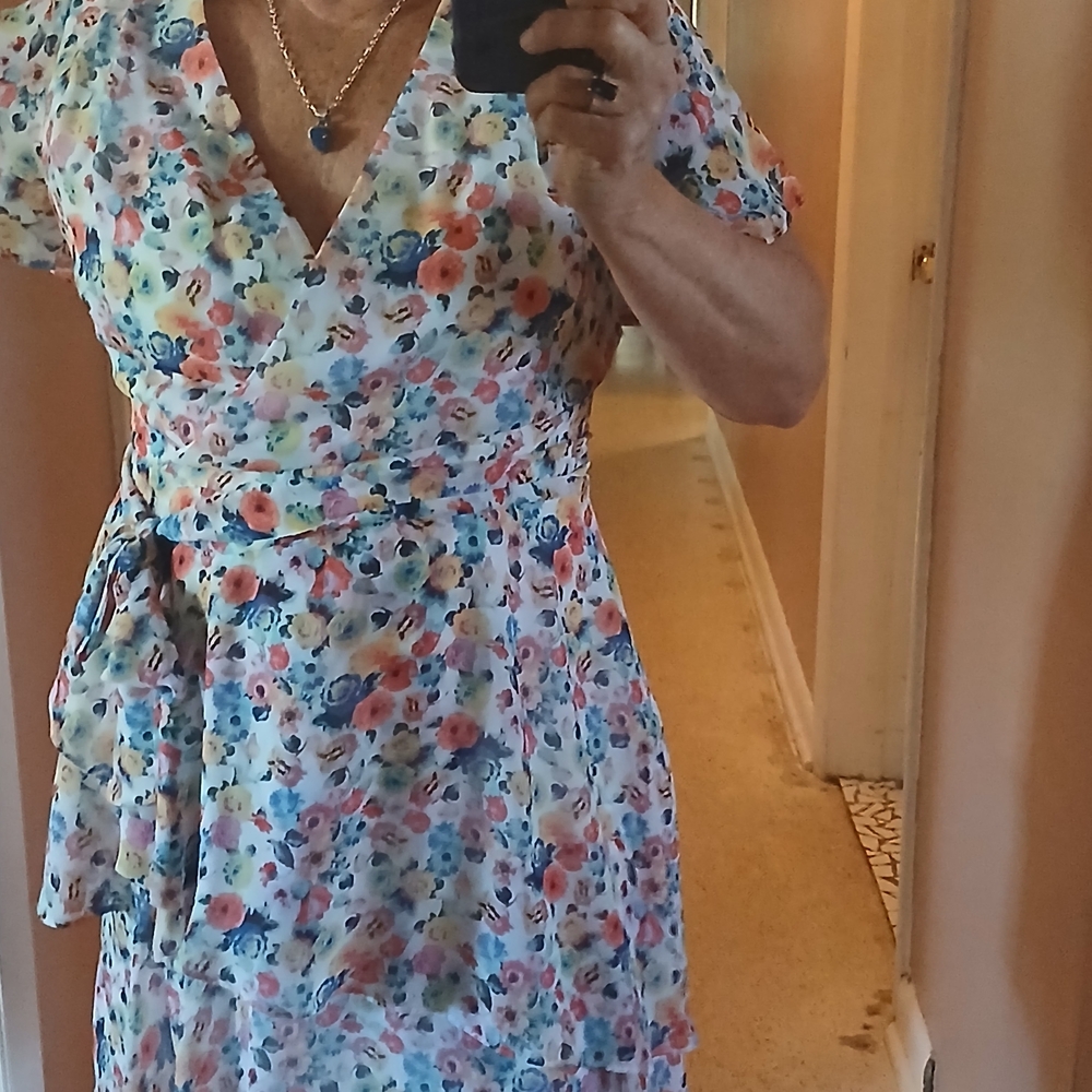 Tahari Multicolor Floral Midi Dress